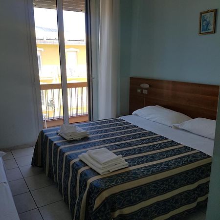 Hotel Acapulco Rimini Luaran gambar