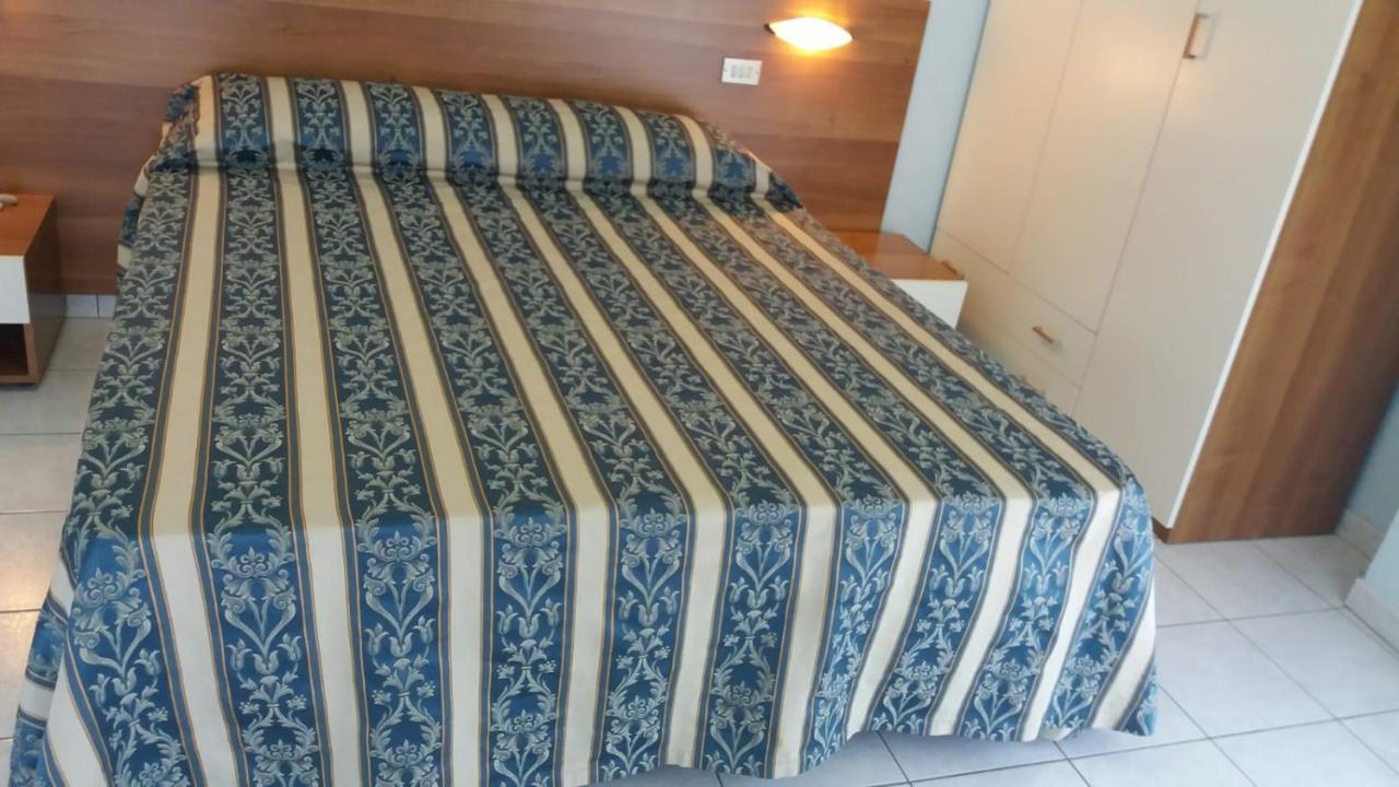Hotel Acapulco Rimini Luaran gambar