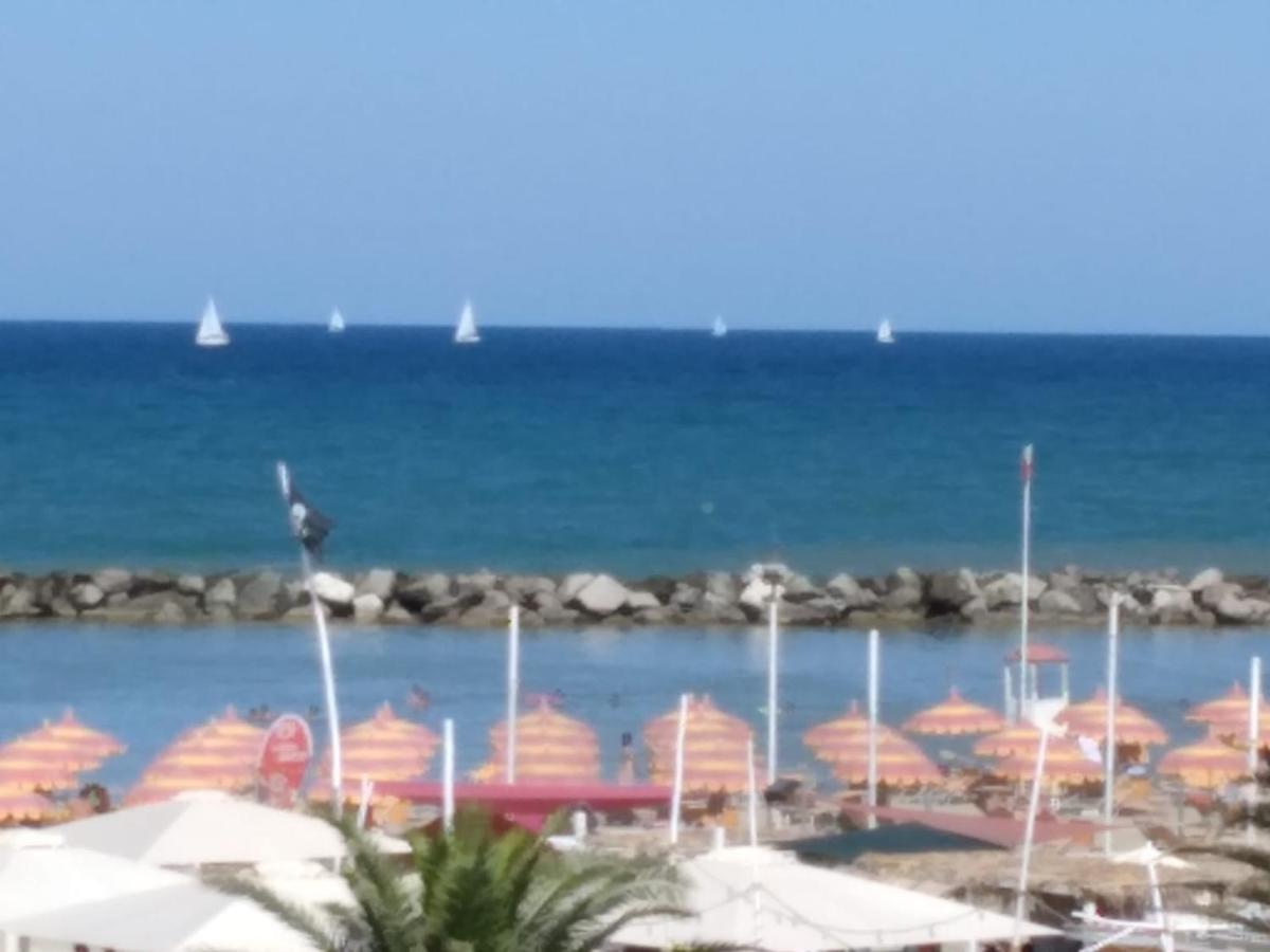 Hotel Acapulco Rimini Luaran gambar