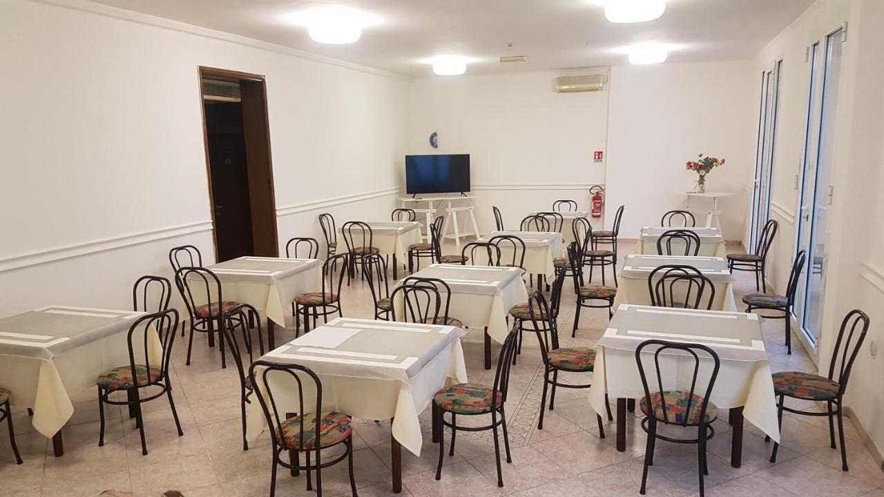 Hotel Acapulco Rimini Luaran gambar